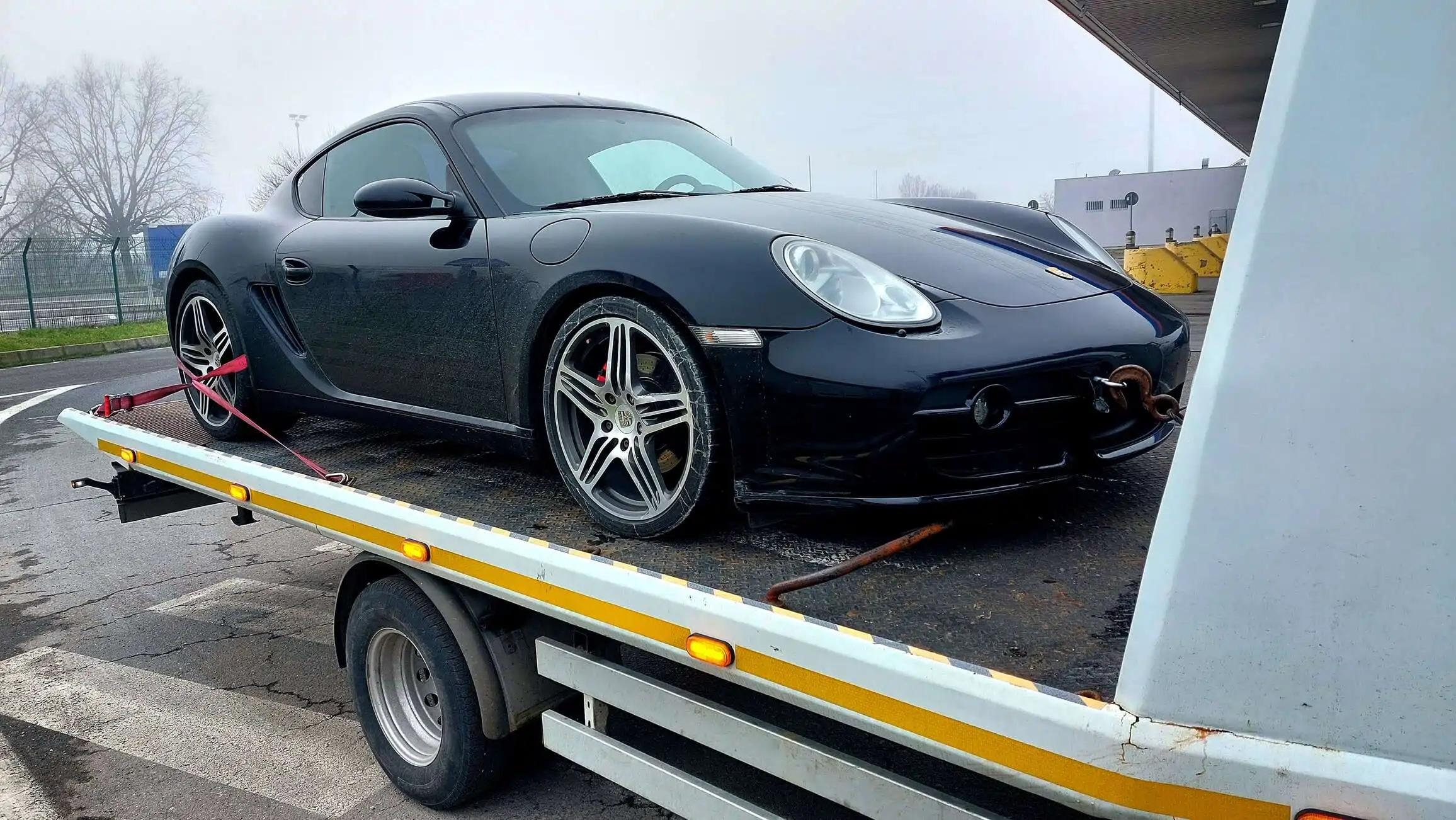 Carroattrezzi Asso Cars Parma in azione