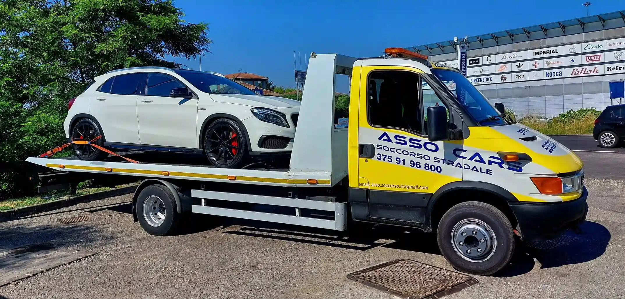 Trasporto auto con carroattrezzi